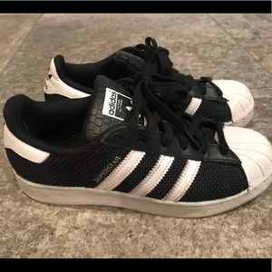 Black adidas superstar sneakers women’s size 6